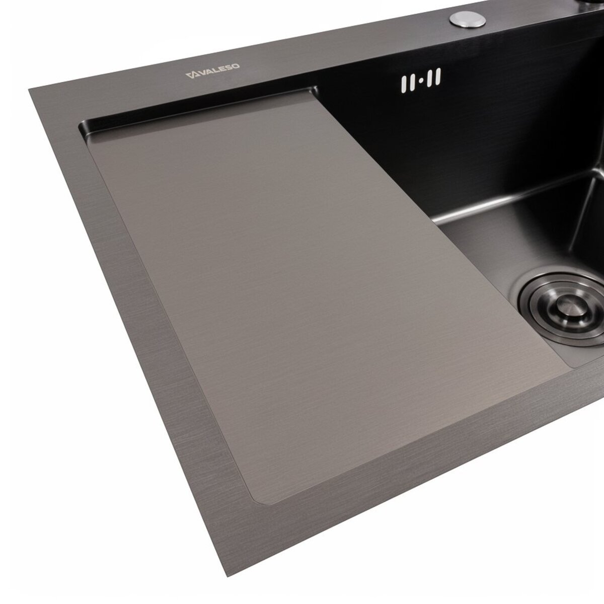 Кухонна мийка CM 65*50 R PVD чорна VALESO Handmade 3.0/1.0 3